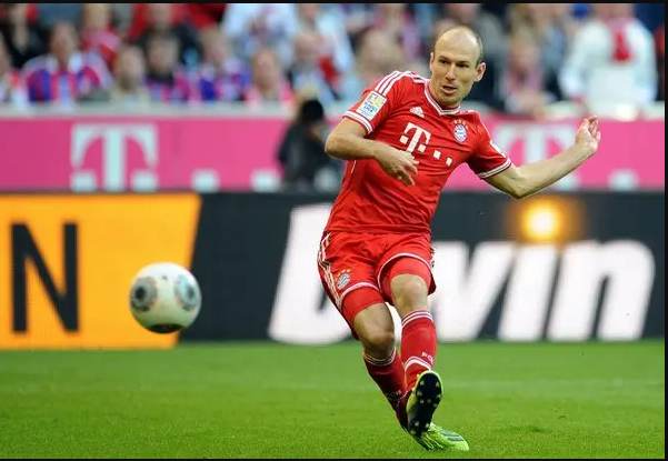 Robben – Hạng 3 trong top 10 cầu thủ chạy nhanh nhất thế giới