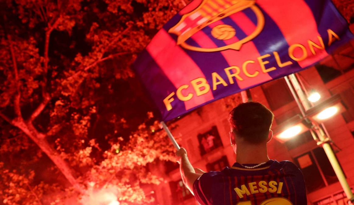Forca Barca chỉ mối quan hệ mật thiết giữa fan và CLB