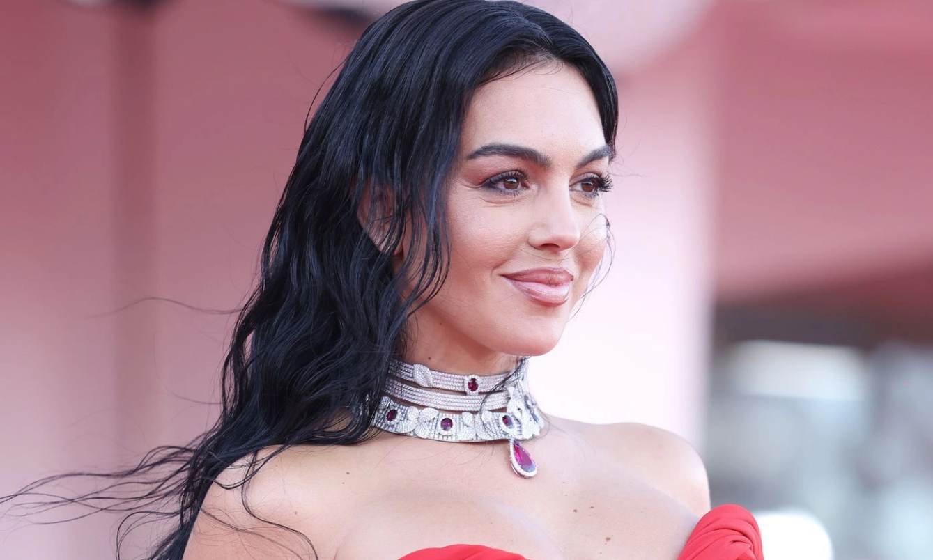 Ronaldo và Georgina Rodriguez có chuyện tình như cổ tích